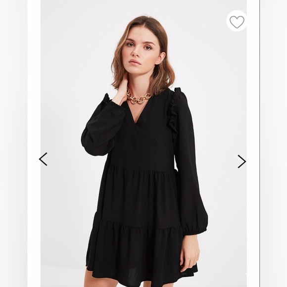 TRENDYOL Women Petite Mini Shift Regular Fit Woven Dress - Picture 2 of 4